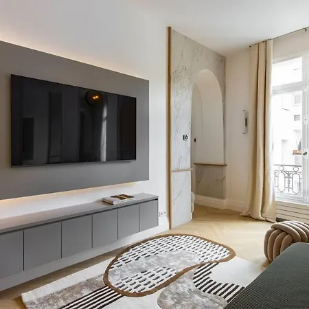 Luxueuse # 2 # Wagram # 17 Parigi
